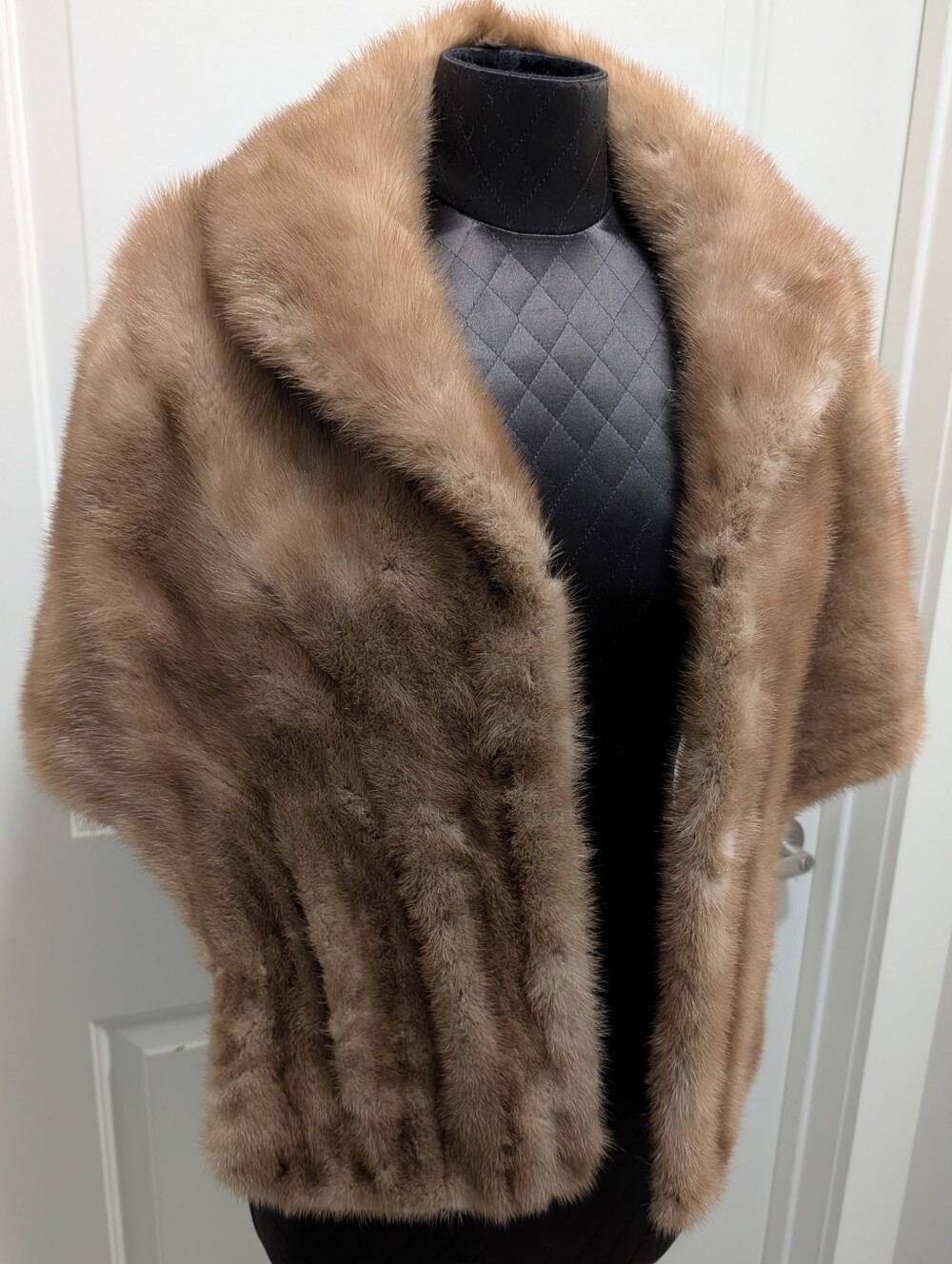 Vintage Kaufmann's Of Pittsburgh Genuine Mink Fur Stole Shawl Jacket